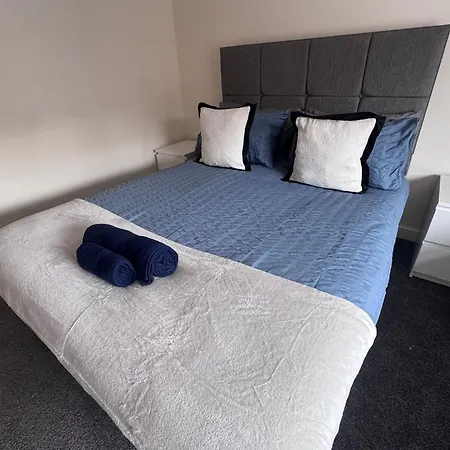 Thirlwell Gardens, Ground Floor Flat, Free Parking 칼라일