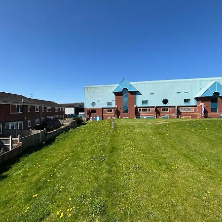 Thirlwell Gardens, Ground Floor Flat, Free Parking