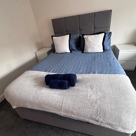 Thirlwell Gardens, Ground Floor Flat, Free Parking * Carlisle (Cumbria)