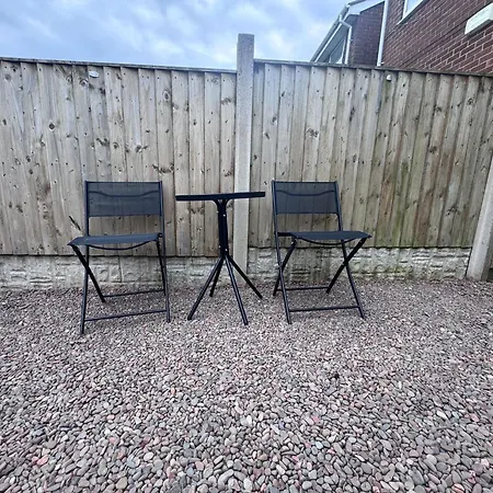 Thirlwell Gardens, Ground Floor Flat, Free Parking *